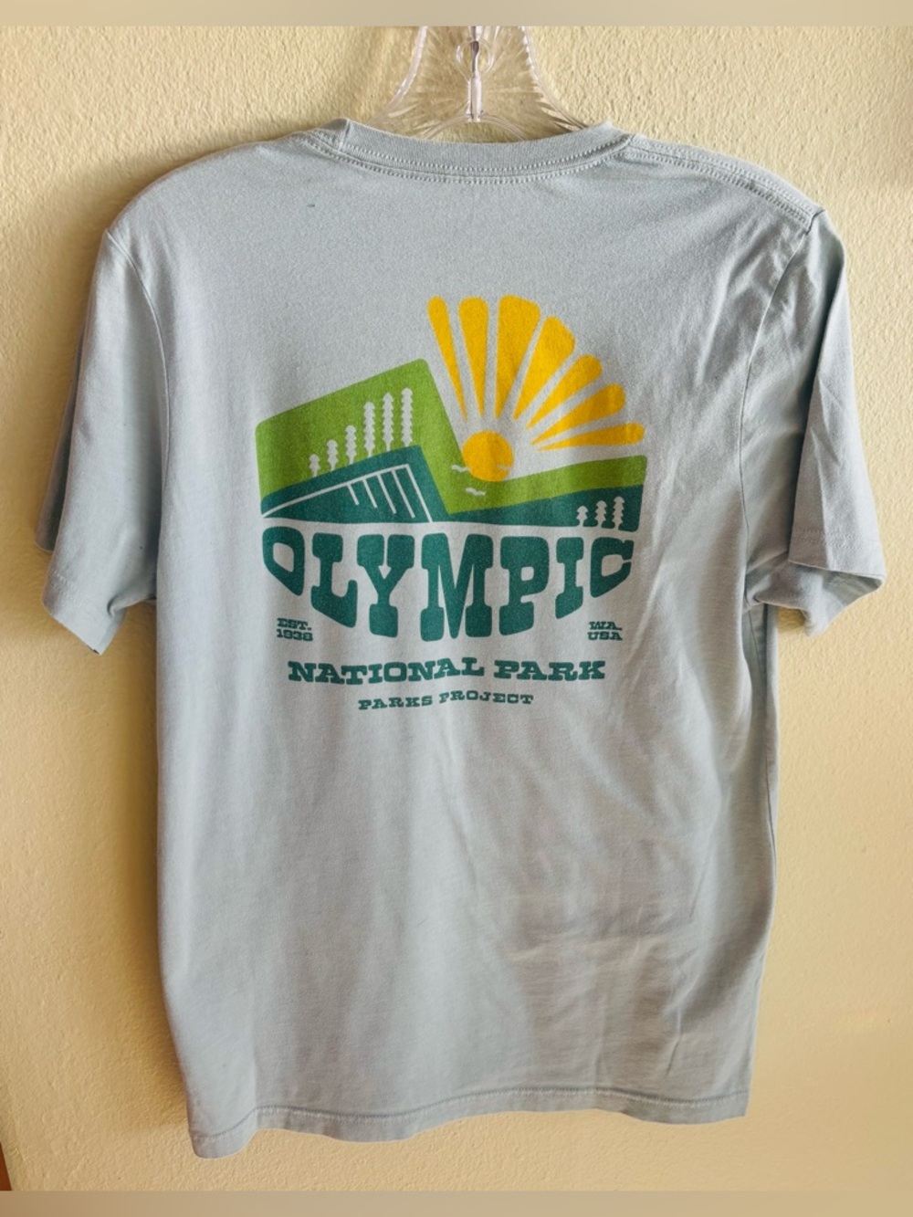 Parks Projects Olympic National Parks Short Sleeve Heather Gray T Shirt Size: M